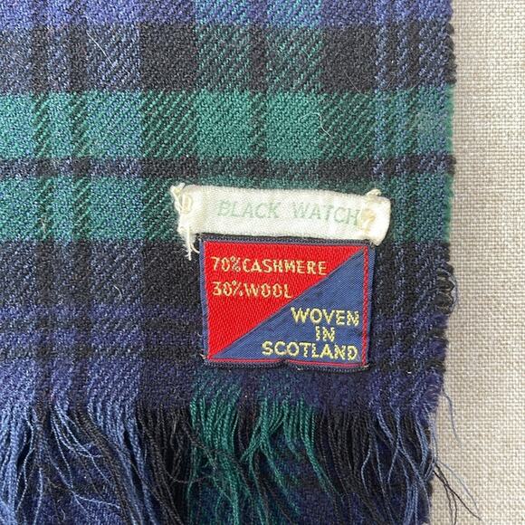 Vintage cashmere wool blend scarf blue green plaid Made in Scotland - Picture 2 of 4